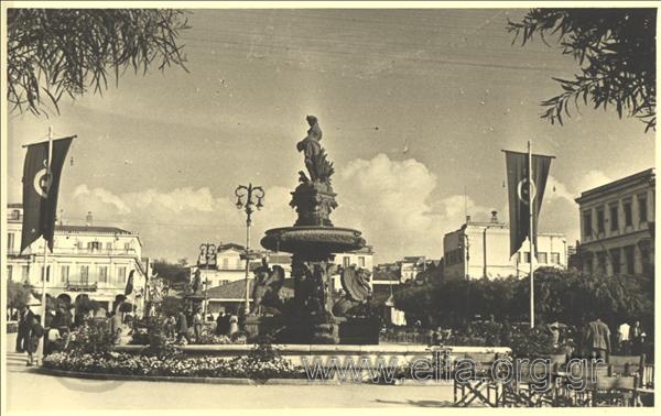 Η πλατεία Γεωργίου Α' στην Πάτρα.