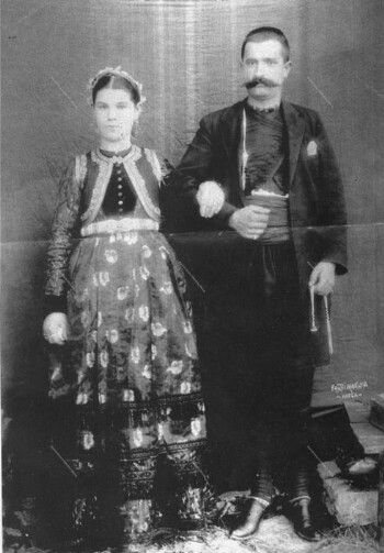 Ζευγάρι από τη Σαμαρίνα, τέλη 19ου αι.