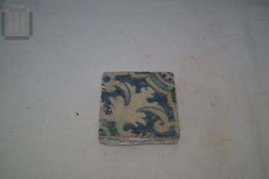 Rectangular ceramic plaque