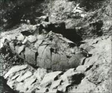 Burial pithos, Agios Ioannis, Papoulia