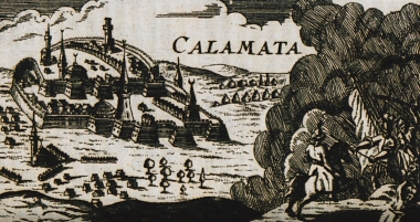 Το κάστρο της Καλαμάτας. Στα δεξιά στιγμιότυπο από την πολιορκία της πόλης από τους Βενετούς κατά τον ΣΤ΄ Βενετο-οθωμανικό πόλεμο.