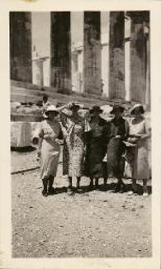 Five women in front of the Parthenon