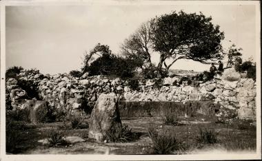 Crete, Gournia. Verna Broneer, Gladys Davidson