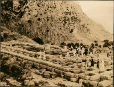 Delphi. Tourists/archaelogists in the ruins