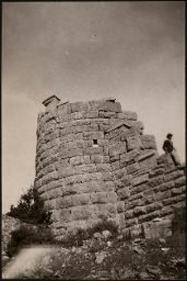Messene. Watchtower on the wall