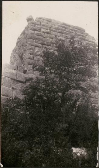 Messene. Watchtower on the wall