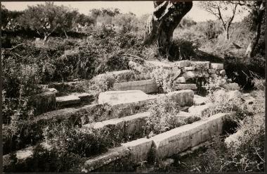 Messene. Ruins, seats