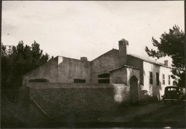 Loutsa. Harry Hill's house designed by Wulf Schaefer