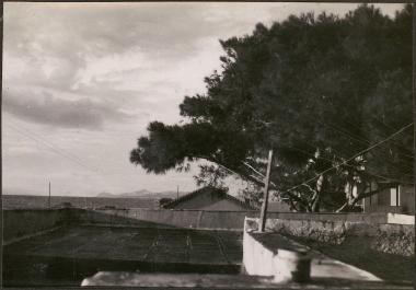 Loutsa. Harry Hill's house designed by Wulf Schaefer