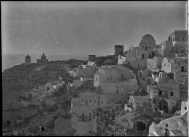 Cyclades. Unidentified island.