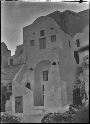 Cyclades. Unidentified island. White house