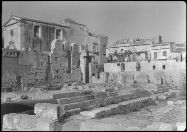 Sicily. Archaeological site with old houses