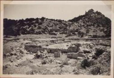 Perachora, Propylaea to Heraeum