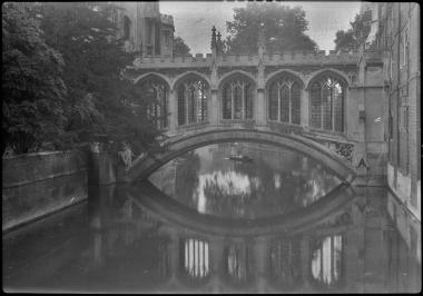 Cambridge, Saint John's Bridge
