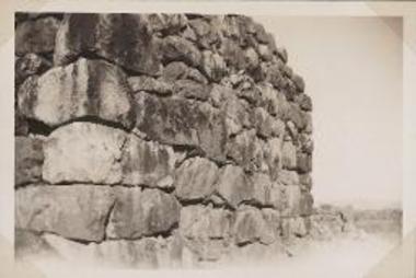 Tiryns, stone walls