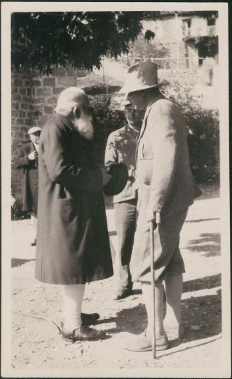 Oscar Broneer and Angelis Kosmopoulos at Magouliana