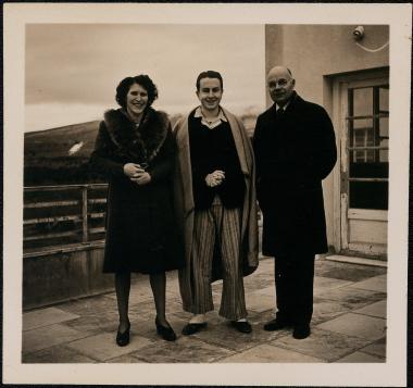 Gladys Weinberg, Oscar Broneer, Jimmy Kachros