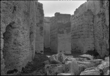 Sicily, Syracuse. Eyryalos drawbridge
