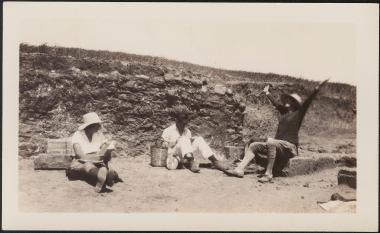 Olynthus Excavations. House of the Comedian. Lunch break.