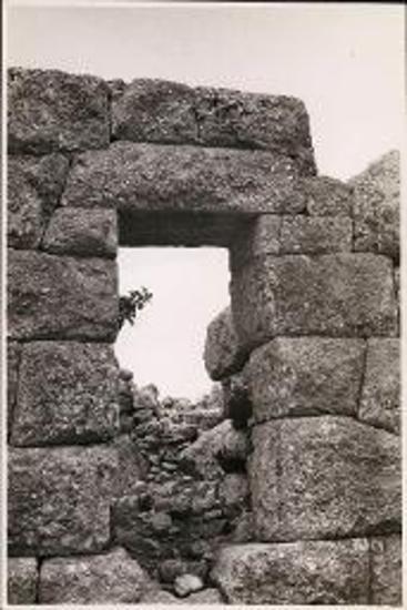 Seeing stone doorway