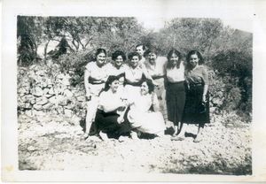 Γυναίκες εξόριστες στον Άη Στράτη