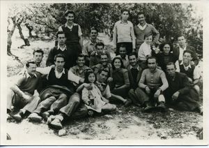 ΕΠΟΝ Αθήνας - Εκδρομή στην Πεντέλη