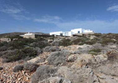 Συγκρότημα κατοικιών στην Αντίπαρο (2)