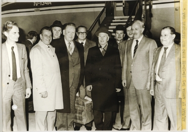 Soviet delegation arrives for the 11th Communist Party
