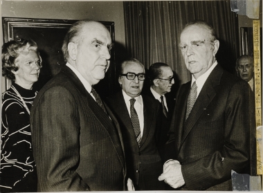 Συνάντηση Παπανδρέου – Καραμανλή