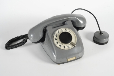 RWT Telephone Desk Set