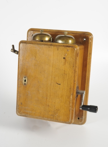 Bell Telephone Company wall telephone device