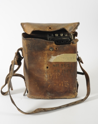 Portable Military Telephone Set EE-8