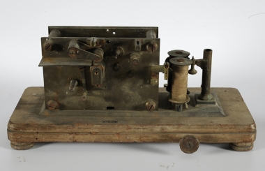 Συσκευή καταγραφής και μορσικών σημάτων