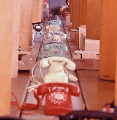 Εργαστήριο επισκευής τηλεφωνικών συσκευών