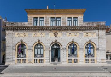 Town hall (Loggia Nobilei- The Nobles Arcade)