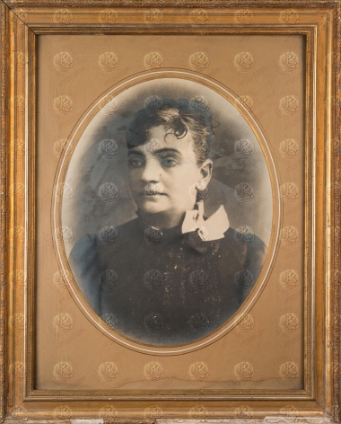 Θεοφίλου (Η Σύζυγος)