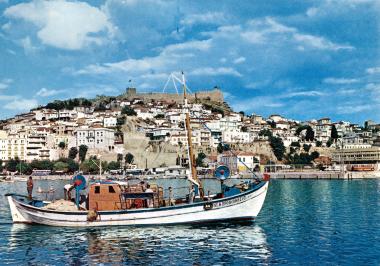 Άποψη του λιμανιού της Καβάλας.