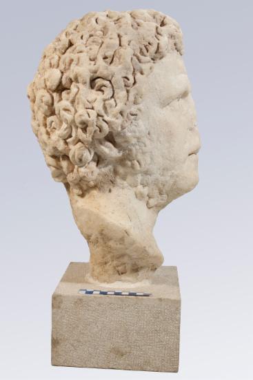 Tête d'un empereur, probablement d'Antonin le Pieux