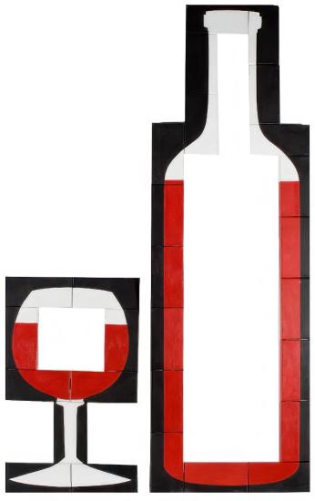 Domino – bottle – glass