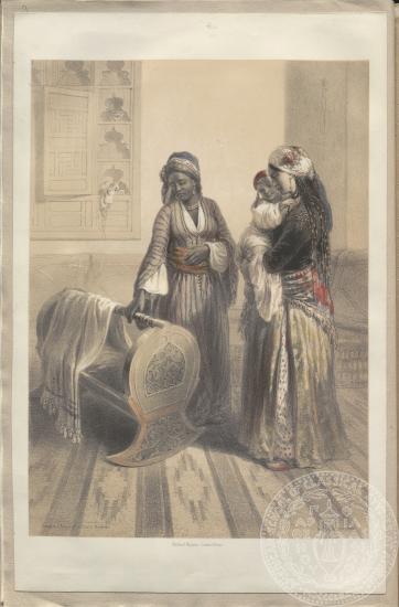 Γυναίκα με μωρό στην αγκαλιά και δίπλα της άλλη γυναίκα η οποία ακουμπά με το χέρι της στην κούνια του μωρού.