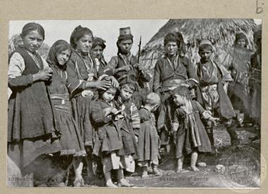 Χωρικαί εξ Ηπείρου. Paysanne d' Epire