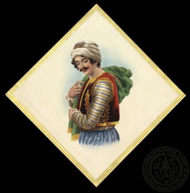 Νεαρός άνδρας με χαρακτηριστική νησιωτική ενδυμασία και κάλυμμα κεφαλής.