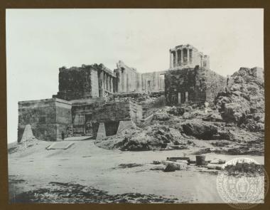 Άποψη των Προπυλαίων της Ακρόπολης.