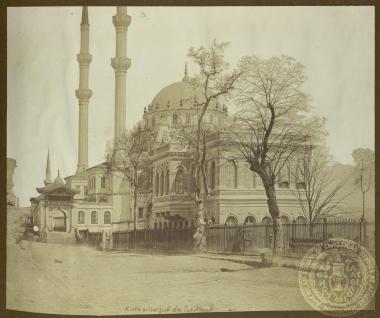 Kiosk & Mosquée de Top Hané.