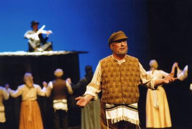 Ο βιολιστής στη στέγη [Fiddler on the Roof] (115994)