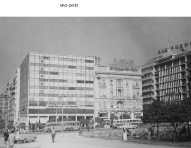 Η Αθήνα του '65 - 70' - Η Πλατεία Συντάγματος