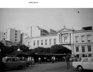 Η Αθήνα του '65 - 70' - Η Πλατεία Κοτζιά.