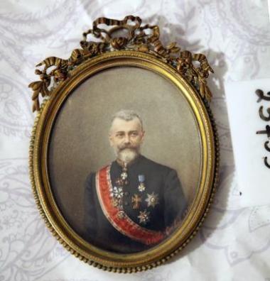 Πορτραίτο του Νικολάου Θων μέσα σε κορνίζα