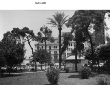 Η Αθήνα του '65 - 70 ' - Πλατεία Κλαυθμώνος