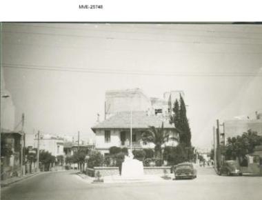 Η Αθήνα του '65 - 70' - Bύρωνας. Το παλαιό Δημαρχείο.